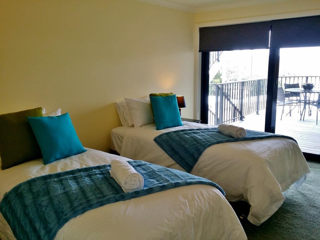 Beaulieu Apartment Coles Bay Room photo